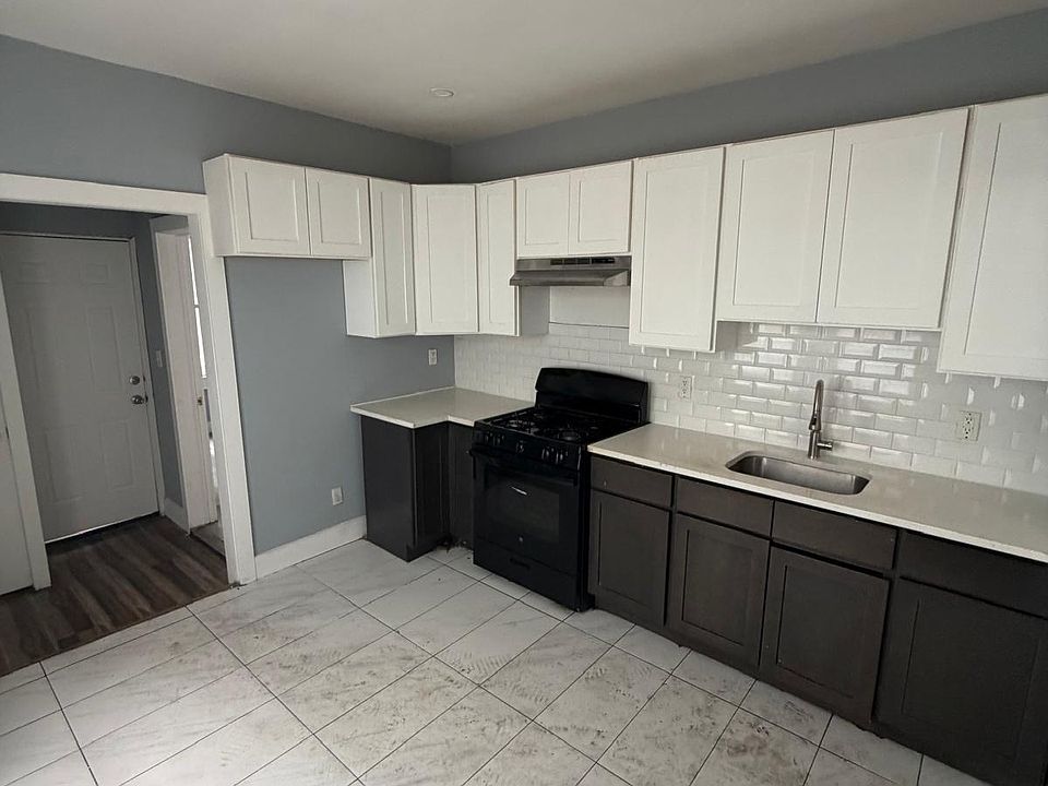 1st image of 27 N 12th St #A