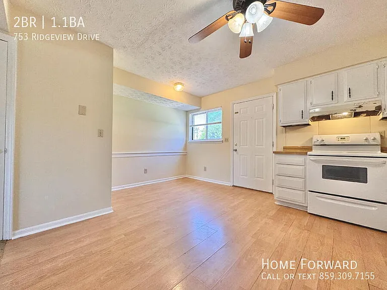 753 Ridgeview Dr — Photo 5