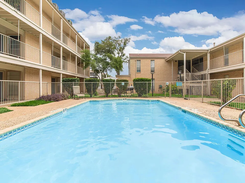 6008 N Lamar Blvd #1-304