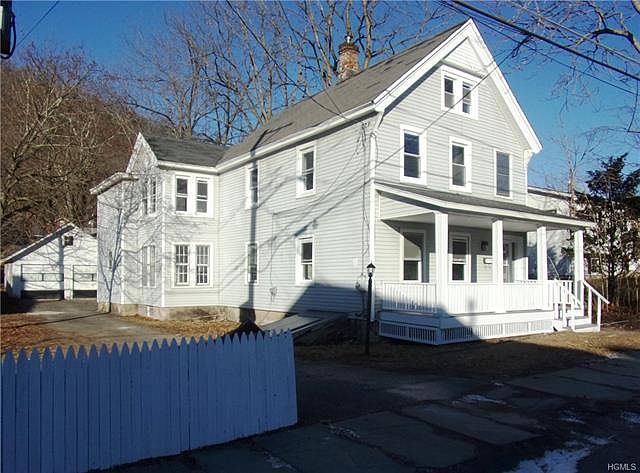 1st image of 60 Orange St