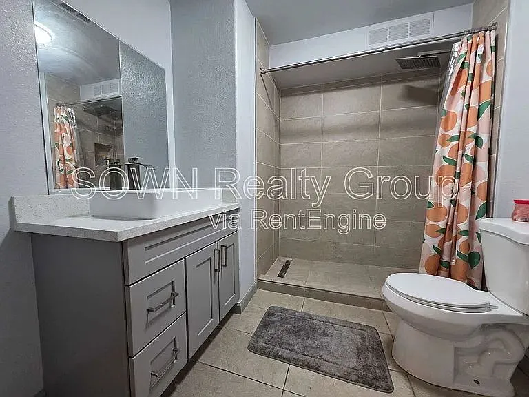 412 E William St #6 — Photo 7