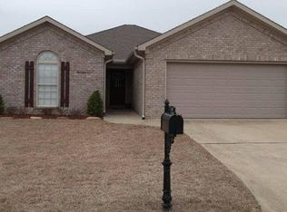 12699 Leatha Cir, Northport, AL 35475