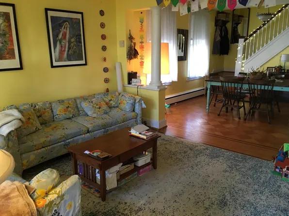 901 W 38th St, Baltimore, MD 21211