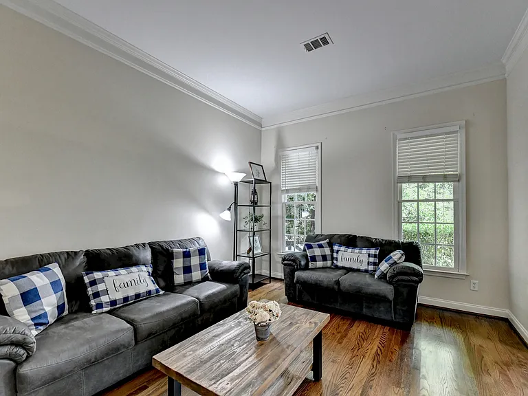 2051 Crown Vetch Ln — Photo 7