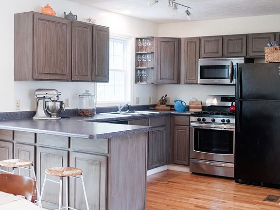 5th image of 4053 Pinehurst Dr