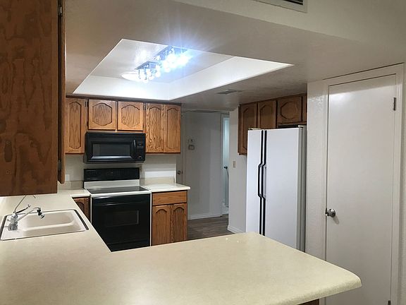 5th image of 1763 S Carpenter Ln
