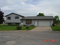 2nd image of 906 Amanda Ct