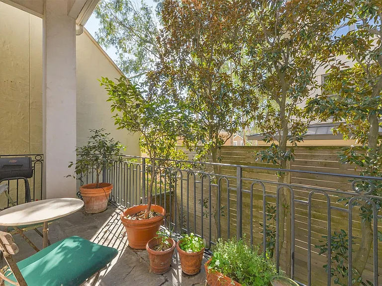 2712 Ferndale St — Photo 38