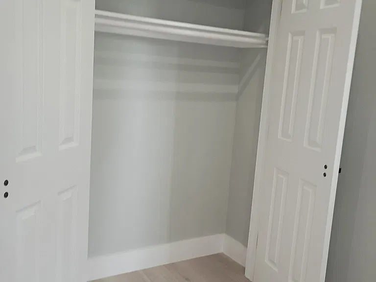 982 Dundee St — Photo 15