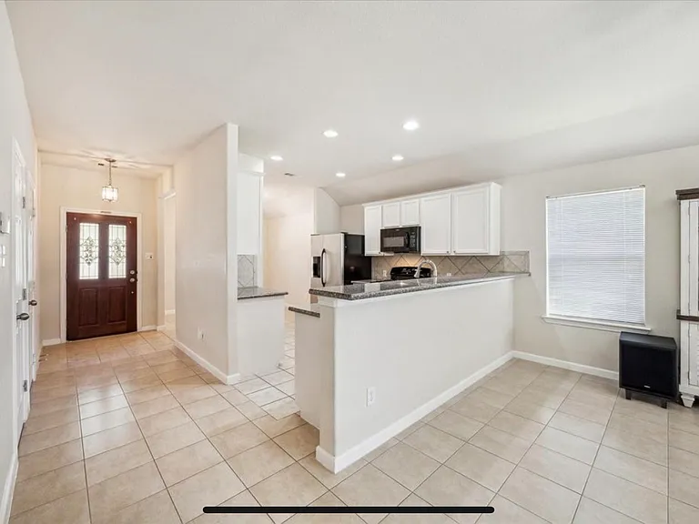 3039 Boxwood Springs Ln — Photo 9