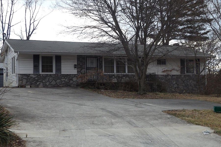 1st image of 1608 Bradshaw Garden Rd