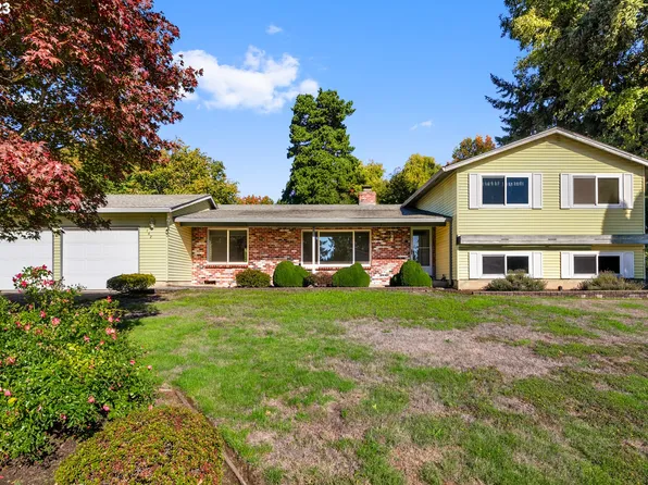 1102 NW 103rd St, Vancouver, WA 98685