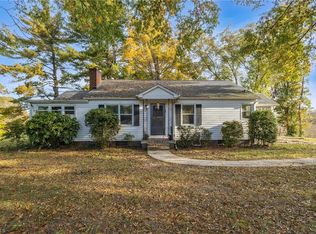 2735 Willard Rd, Winston Salem, NC 27107