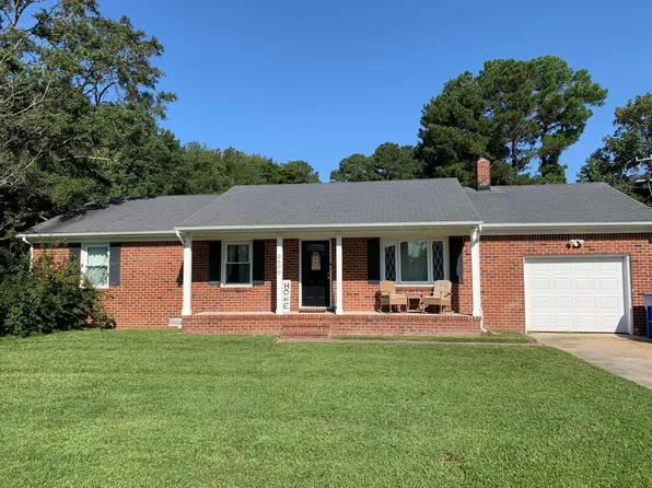 2600 Smithson Dr, Chesapeake, VA 23322