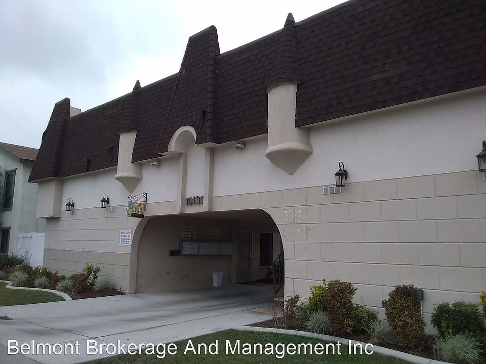 1st image of 16133 Woodruff Ave APT 4