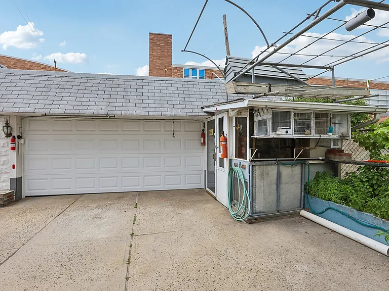 18 Patterson St — Photo 42