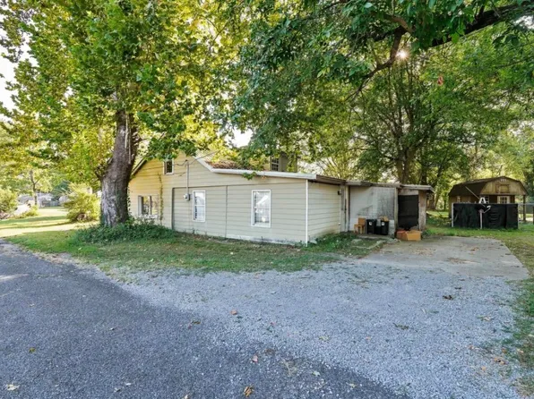 1100 Starke Ave, Paducah, KY 42003