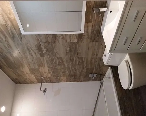 Rented by Signature Property Realty | media 10