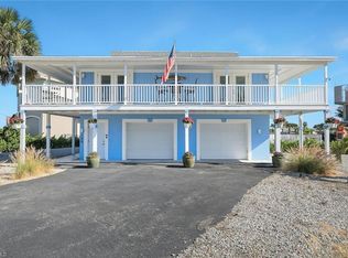 100 Tarpon RD, FORT MYERS BEACH, FL 33931