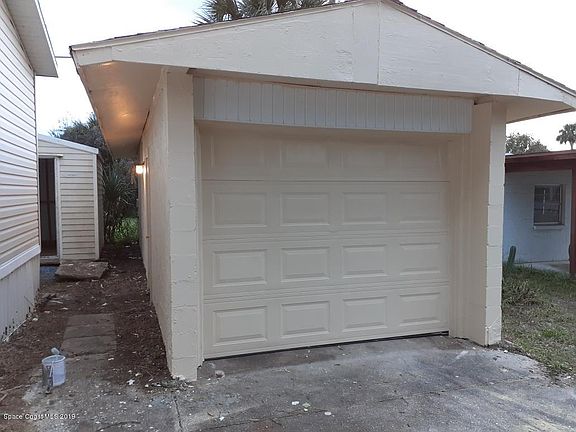 3rd image of 6986 Evergreen Dr