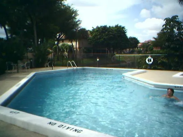 19187 Sabal Lake Dr, Boca Raton, FL 33434