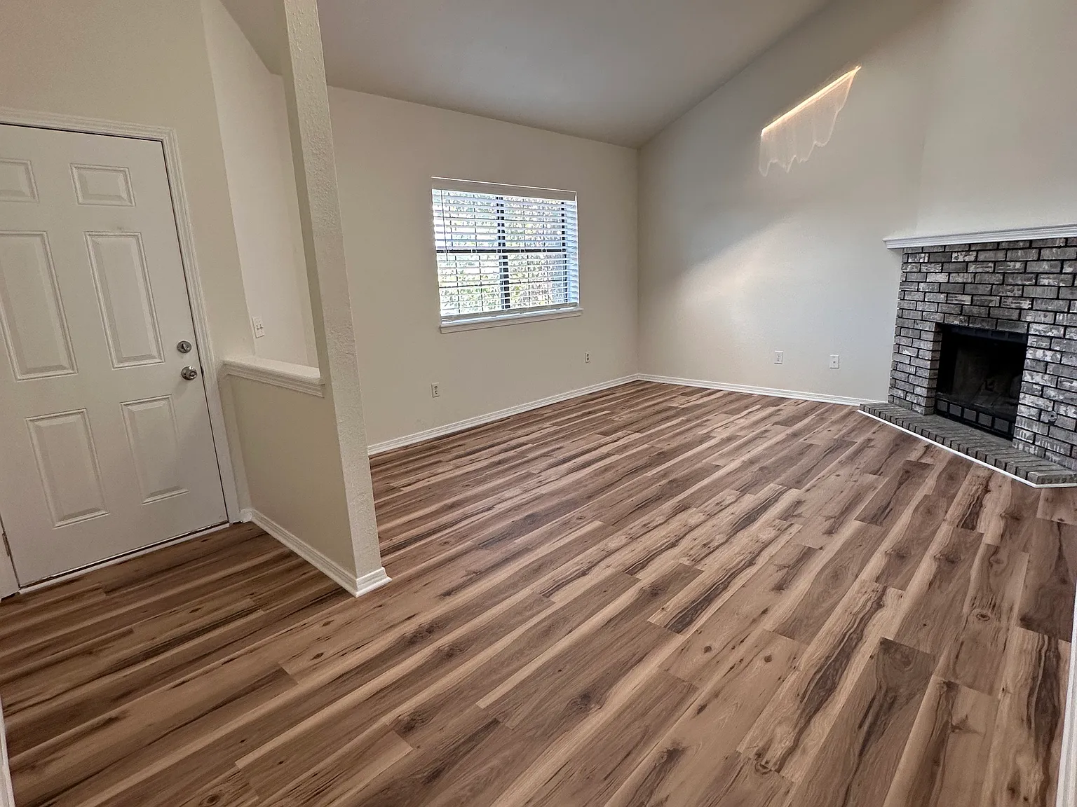 3 bed, 1434 sqft, $1,750 — Photo 4