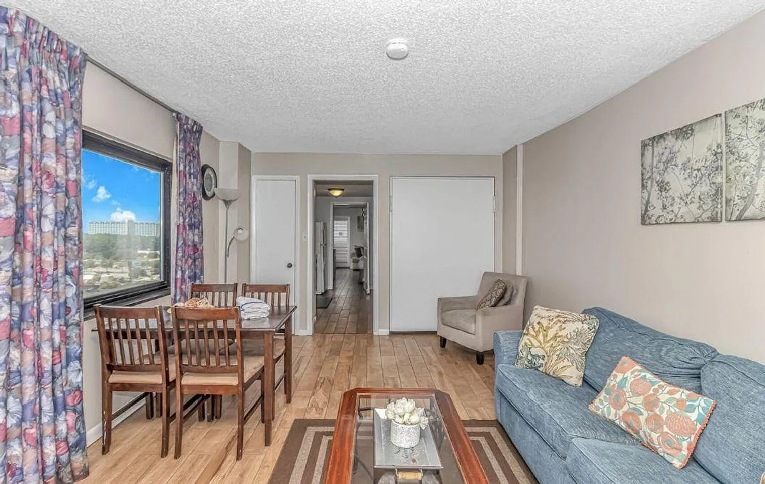 1 bed, 1.0 bath, 645 sqft, $2,340 — Photo 1