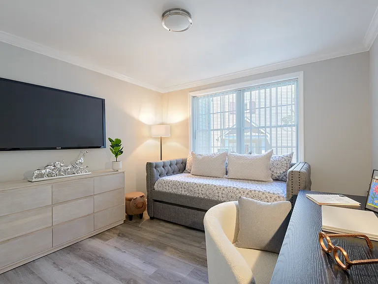Nexxus Apartments — Photo 11