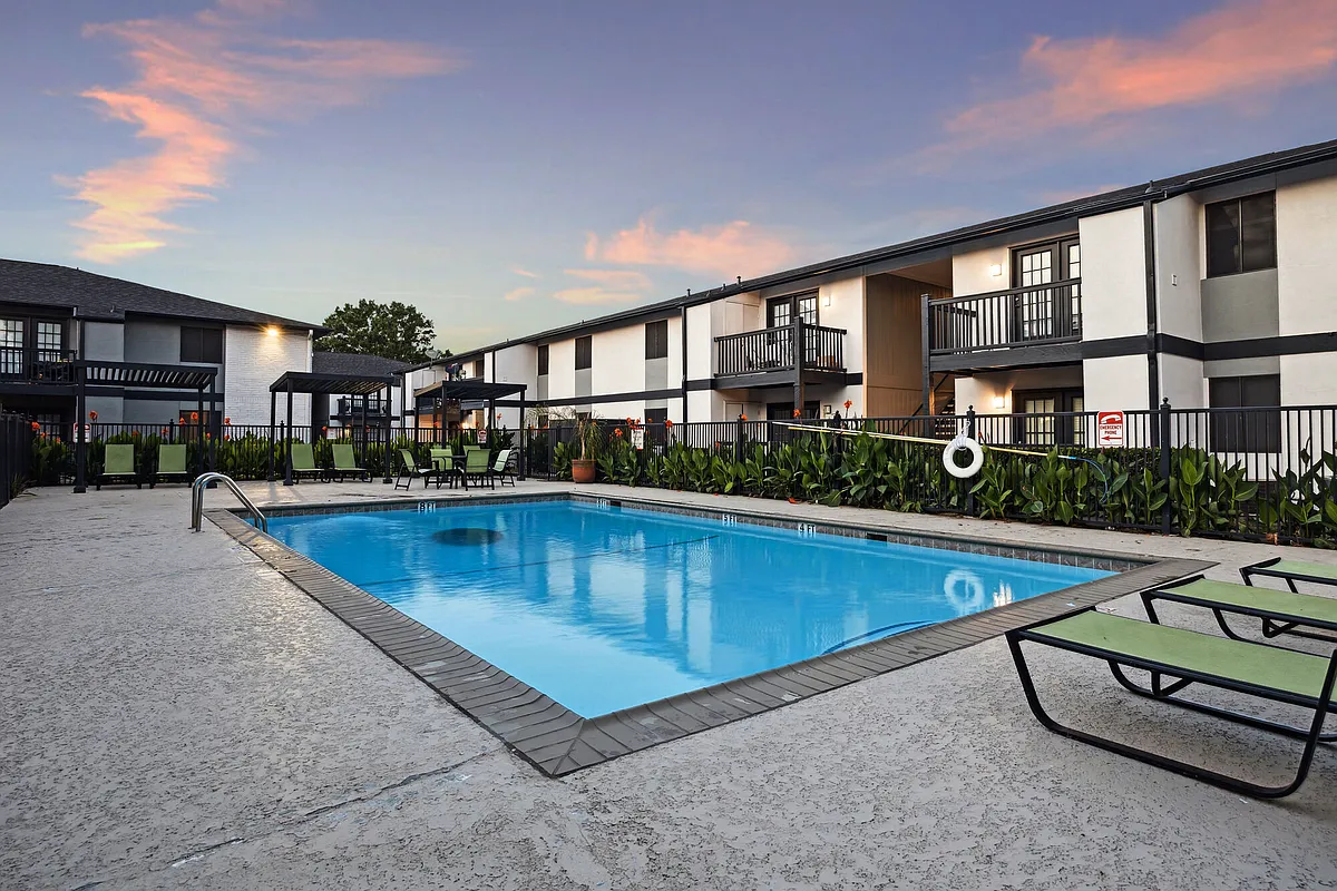 Building Photo - Haven at Briargrove