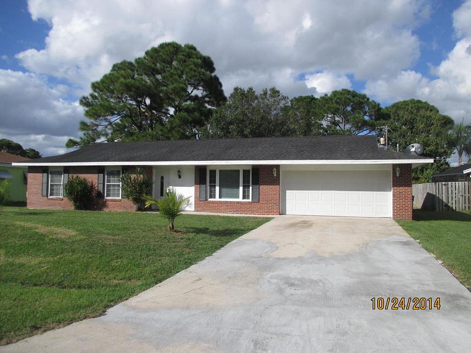 1st image of 281 NW Ferris Dr
