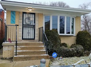 1750 W Edmaire St, Chicago, IL