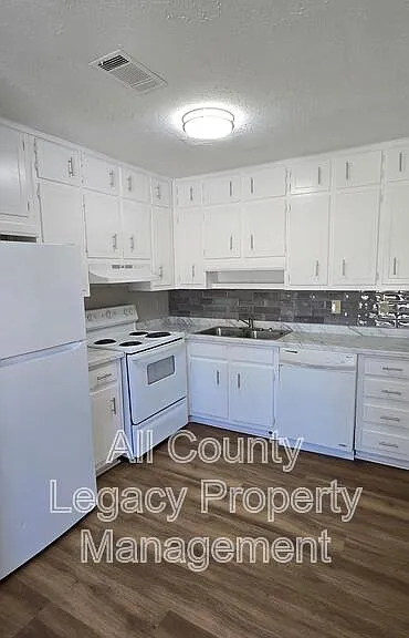860 Bedford Bay Trl — Photo 4