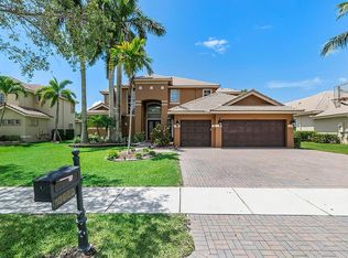 10902 NW 70th Ct, Pompano Beach, FL 33076