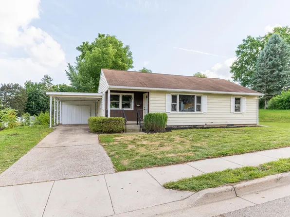 825 Forest St, Ionia, MI 48846