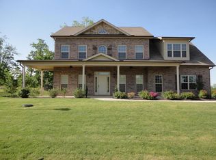 1330 Sloping Hill Ln, Knoxville, TN 37931