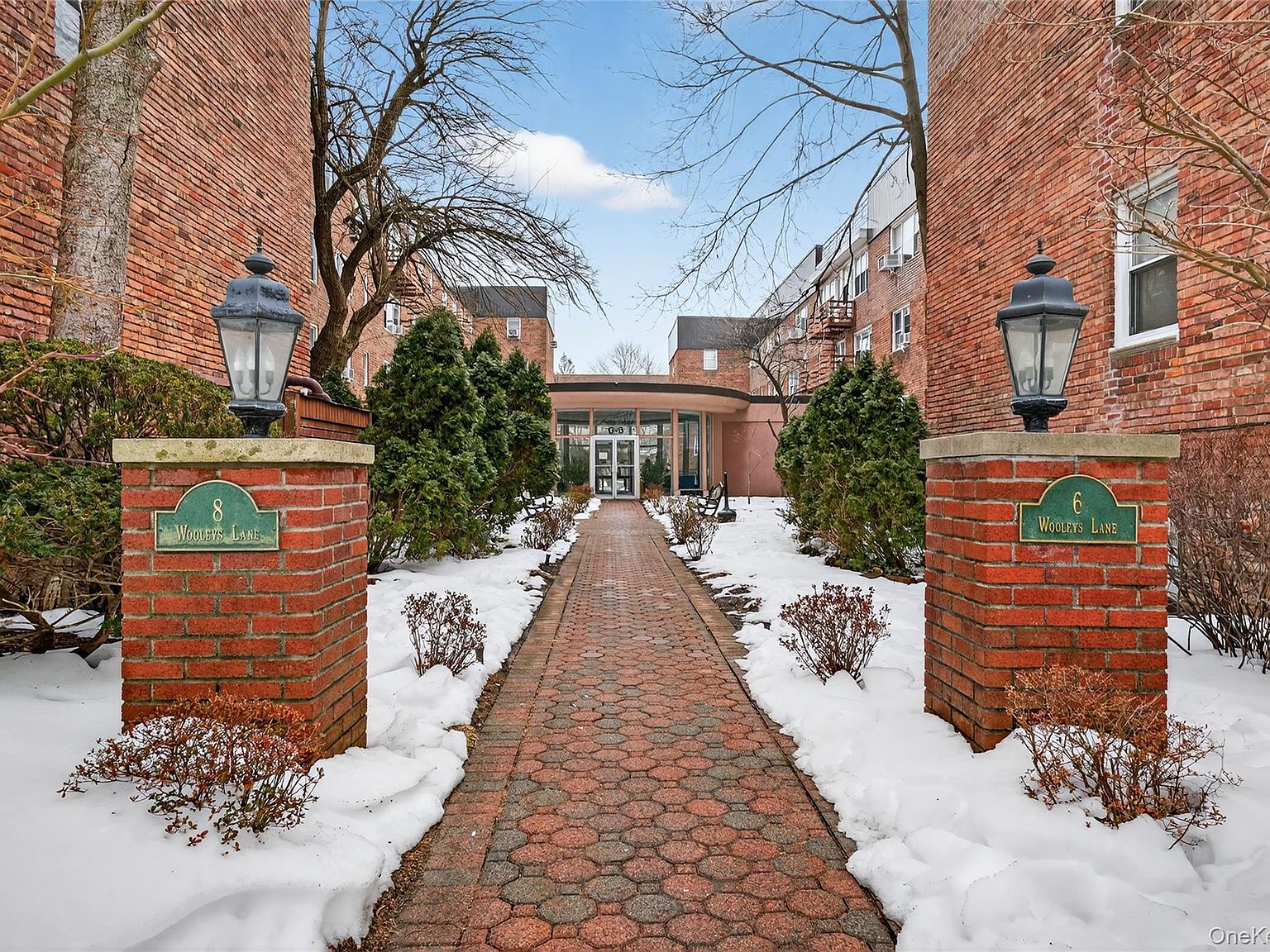 8 Wooleys Lane Apt B12, Great Neck, NY 11023 | Zillow