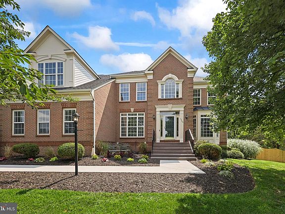 3rd image of 44309 Oldetowne Pl