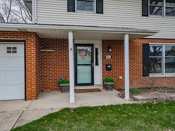 2nd image of 24022 W Highview Ct