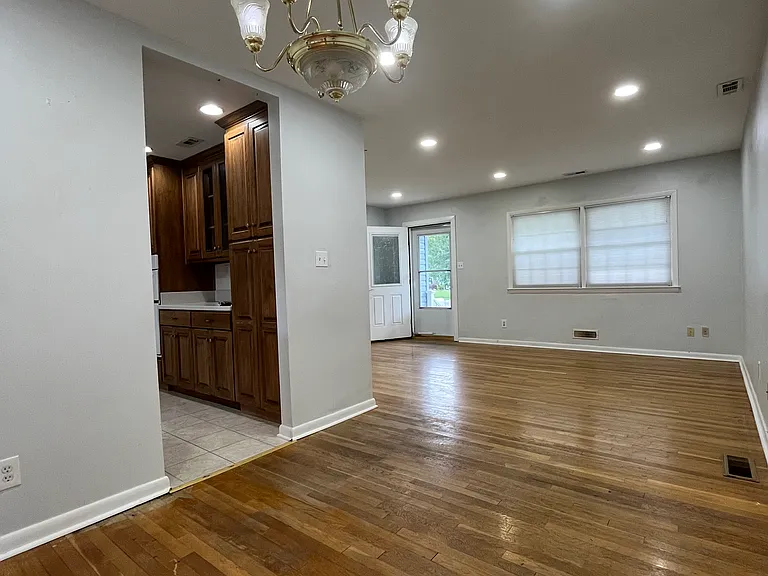 Susquehanna Dr — Photo 9