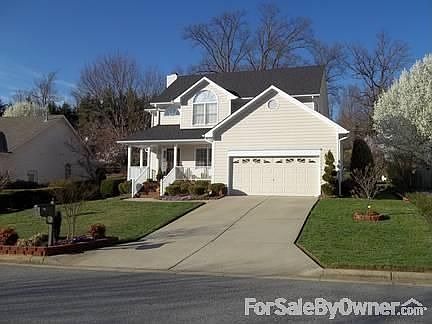 6314 Stonewick Drive : Notice the new 30-year architectural roof and the two car garage.