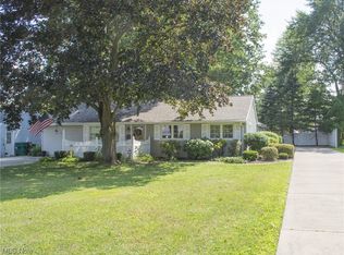 5121 Birchcrest Dr, Youngstown, OH