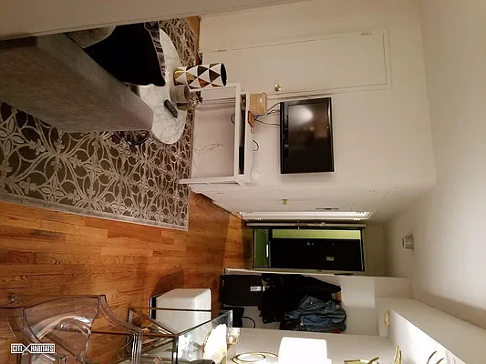 Rented by Citi Habitats | media 16