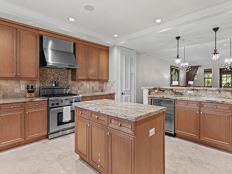 110 Gleason St #203 — Photo 3