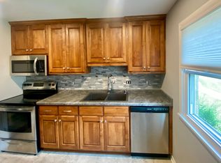 1313 E Randolph Ct APT A, Milwaukee, WI 53212