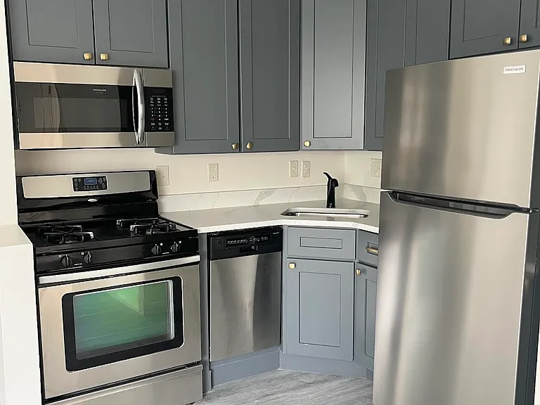 444 Stanley Ave #1 — Photo 1