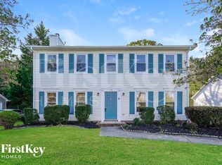 12 Hickory Knoll Ct, Greensboro, NC 27407