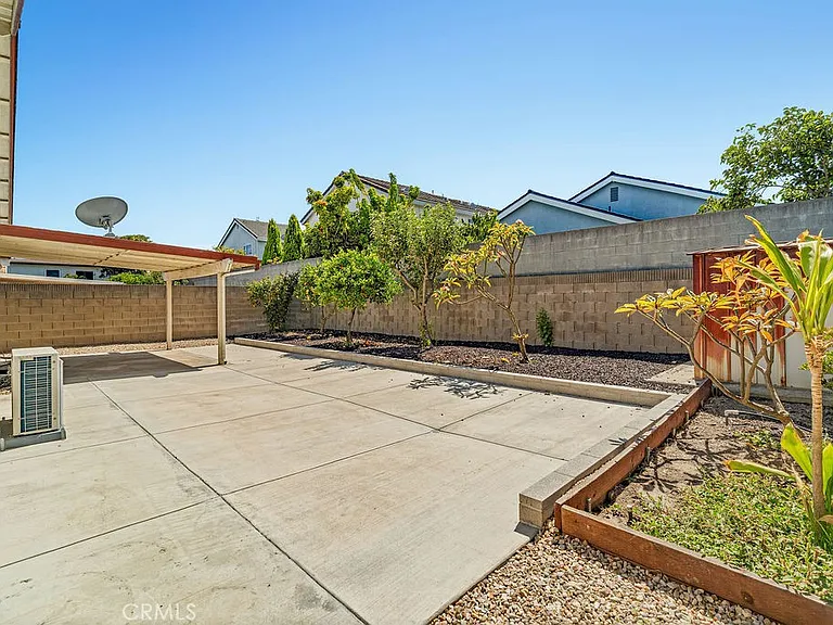 16831 S Mariposa Ave — Photo 27