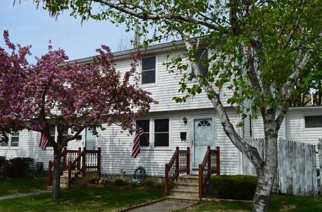 1st image of 160A W Hollis St