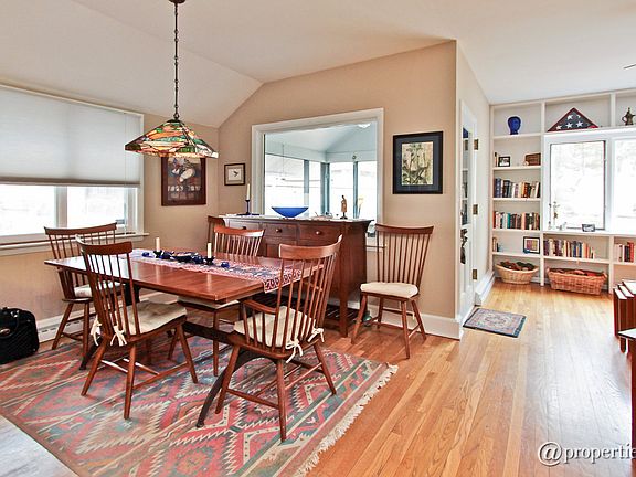 Living Room/Dining Room