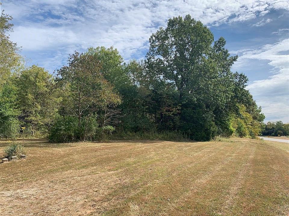 2nd image of 3490 Old Mill Rd